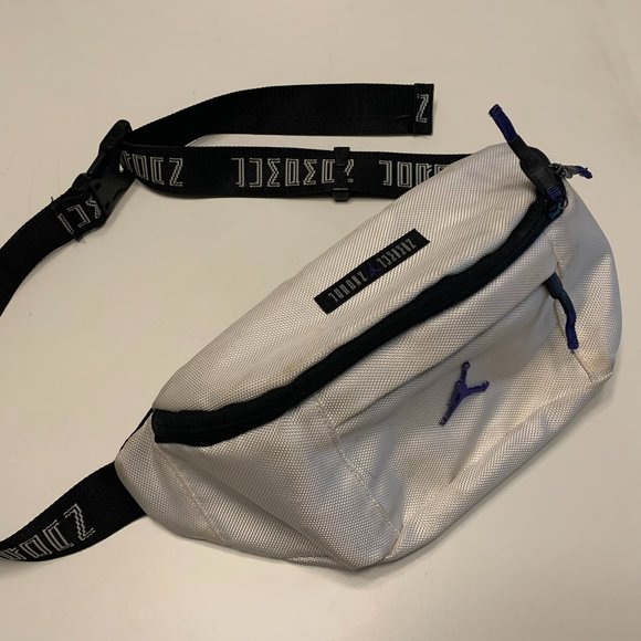 NikeAir Jordan Unisex 11 Concord Fanny Waist Crossbody Bag White - Picture 1 of 1